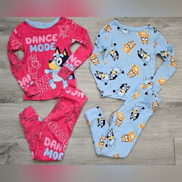 Bluey Other - Bluey Girls Size 4 Pajamas Set Pink Blue Longsleeve Bingo Winter